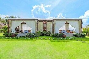 Sunny Beach Resort and Spa