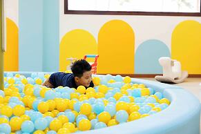 Sunny Beach Resort and Spa