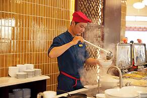 Sunny Beach Resort and Spa