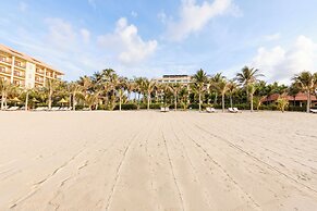 Sunny Beach Resort and Spa