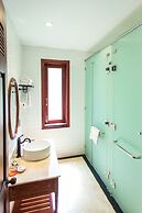 Sunny Beach Resort and Spa