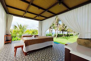 Sunny Beach Resort and Spa