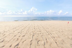 Sunny Beach Resort and Spa