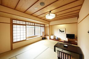 Hotel Hiroshima Garden Palace