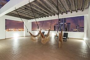 Travelers Suites Orange Cartagena