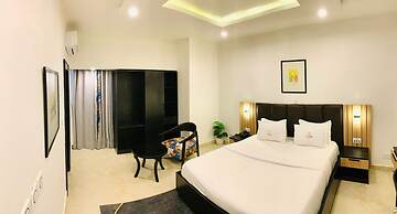 Hotel Bon Voyage