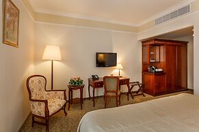 Garden Ring Hotel