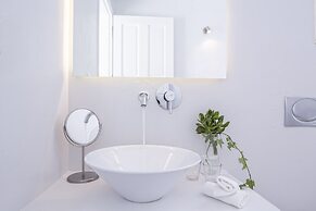 Pietra e Mare - Mykonos Moments