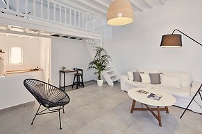 Pietra e Mare - Mykonos Moments