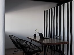 Pietra e Mare - Mykonos Moments