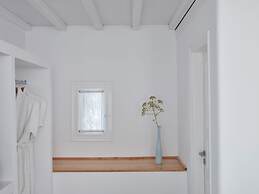 Pietra e Mare - Mykonos Moments