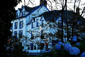 Lion Hotel and Studio Apartments