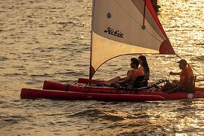 Coconut Lagoon - Cgh Earth