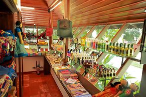 Coconut Lagoon - Cgh Earth