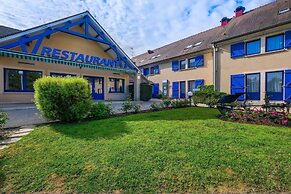 Comfort Hotel Etampes