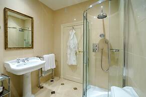 Greywalls Hotel and Chez Roux