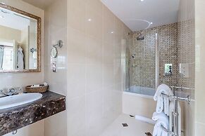 Greywalls Hotel and Chez Roux