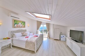 Linda Beach Class Hotel - Boutique Class