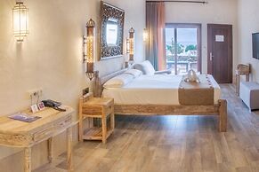 Hotel El Cortijo De Zahara by Q Hotels