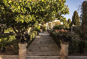 Aumallia Hotel & Spa