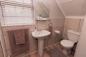 88 Baron van Reede Guesthouse