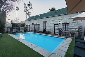 88 Baron van Reede Guesthouse