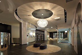 Holiday Inn Milan Nord Zara by IHG