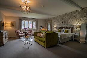 Stonehouse Court Hotel