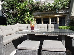 Stonehouse Court Hotel