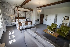 Stonehouse Court Hotel