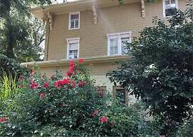 Victorian Bed & Breakfast