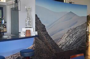 Hotel LIVVO Risco del Gato Suites