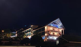 Tahiti Airport Motel