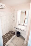 Tahiti Airport Motel