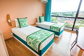 Tahiti Airport Motel