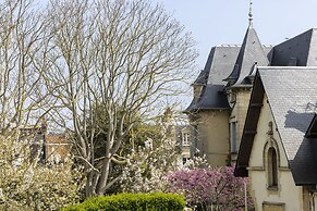 Hôtel de Lion sur Mer