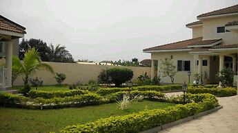 Acacia Lodge, North Legon