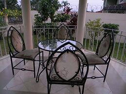 Acacia Lodge, North Legon