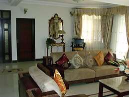 Acacia Lodge, North Legon