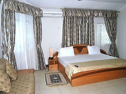 Acacia Lodge, North Legon