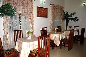 Acacia Lodge, North Legon