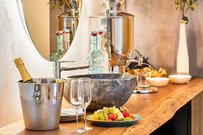 Mosaic House Design Hotel