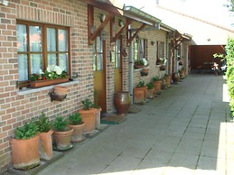 Elckerlyck Inn Hotel