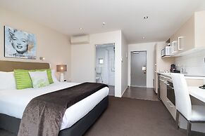 Century Park Motor Lodge