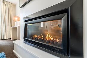 Century Park Motor Lodge