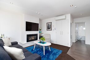 Century Park Motor Lodge