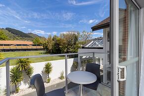 Century Park Motor Lodge