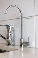 Century Park Motor Lodge