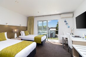 Century Park Motor Lodge