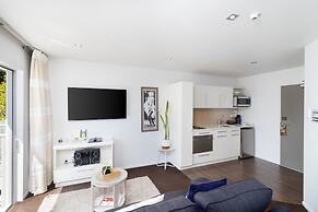 Century Park Motor Lodge